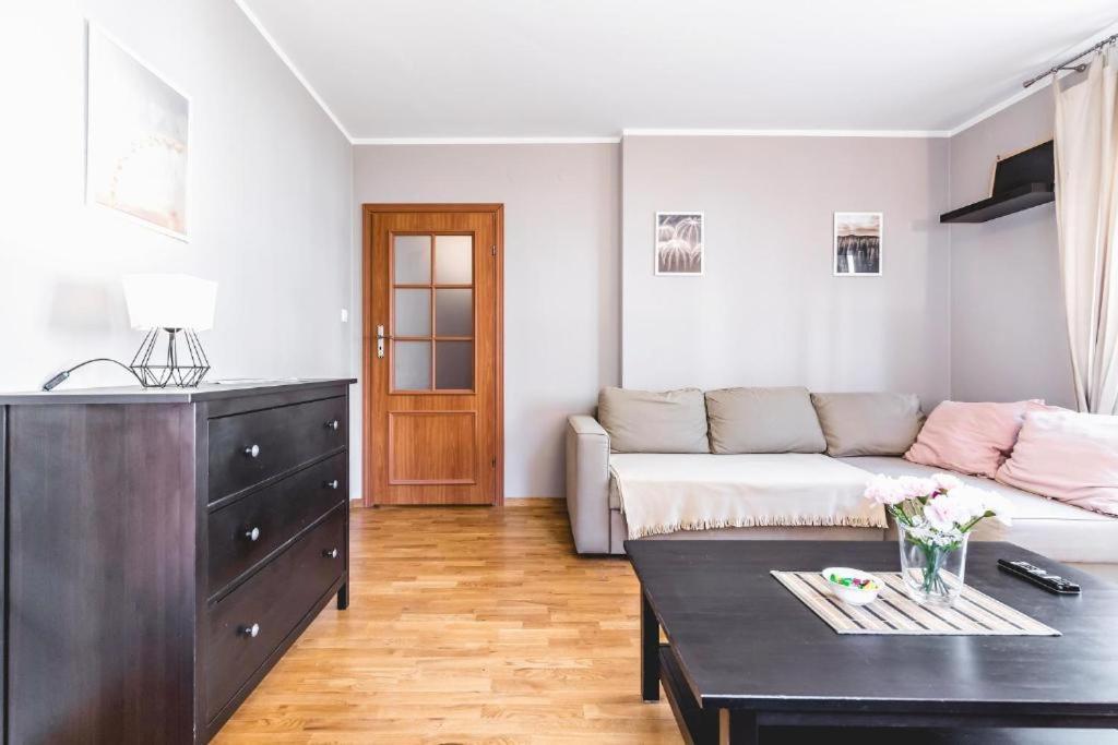 Apartament Niecala Queens Superior Люблин Экстерьер фото