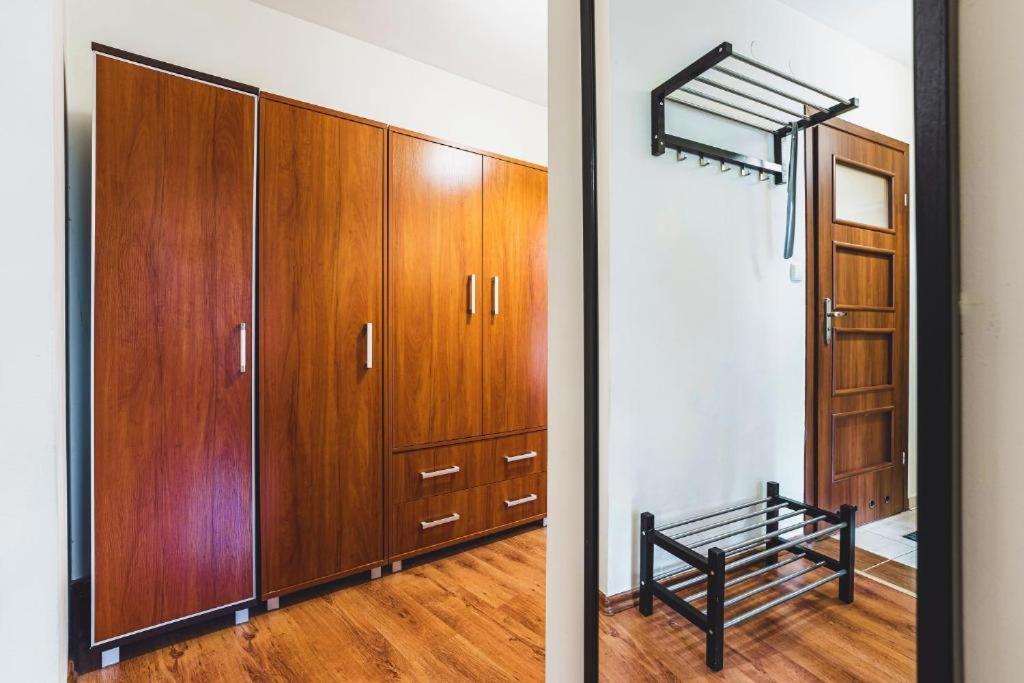 Apartament Niecala Queens Superior Люблин Экстерьер фото
