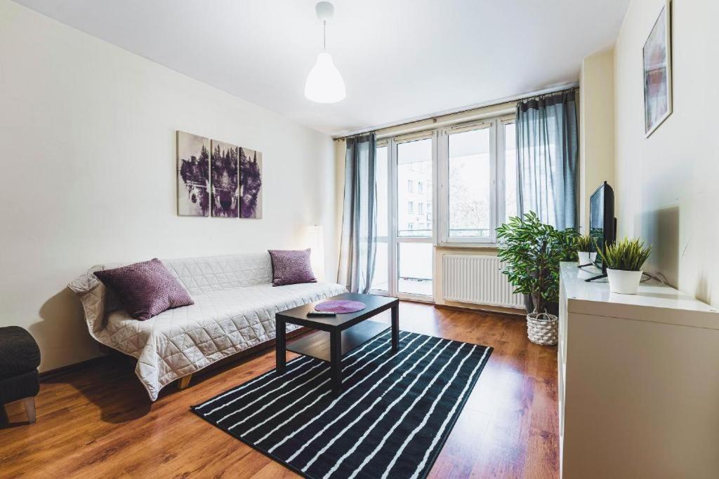 Apartament Niecala Queens Superior Люблин Экстерьер фото